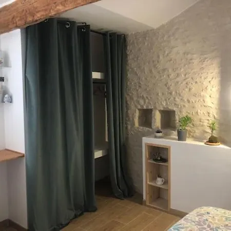 La Grange De Bed & Breakfast