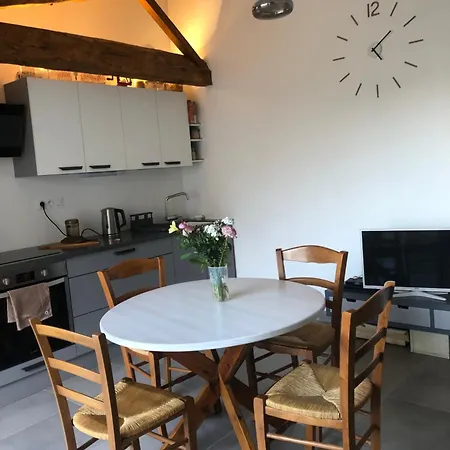 فندق مبيت وإفطار La Grange De 3*